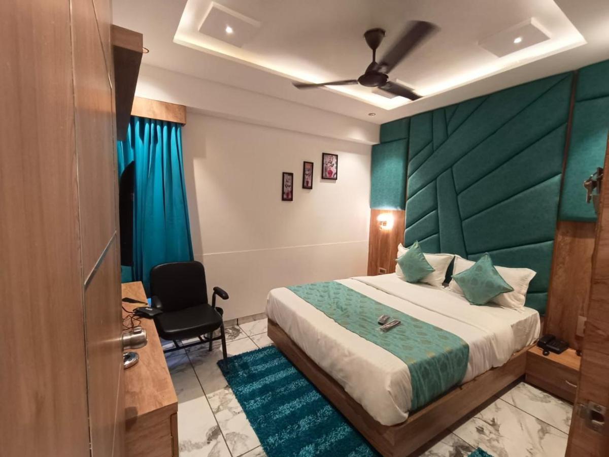 Hotel Prime Villa Gurukul Ahmedabad Buitenkant foto
